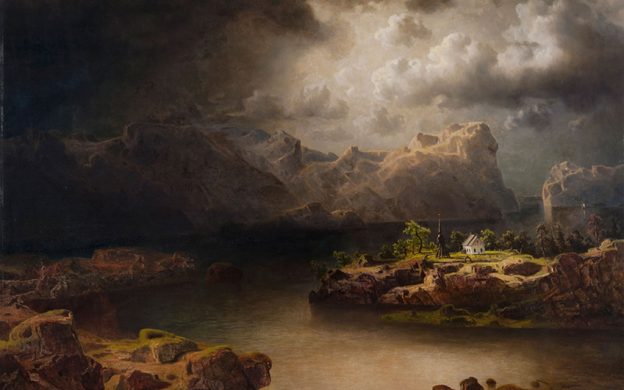 Målning av ett bergigt landskap med dramatiska moln, mörkt vatten och en liten vit kyrka.